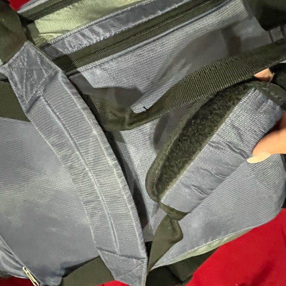 Large Nike Duffel Bag - Picture 4 of 7